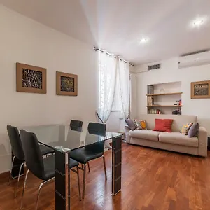 Casa Zeffiro - Fromhometorome Rome